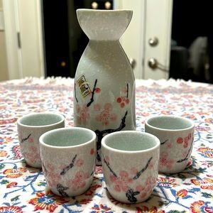 Japanese drinking set
